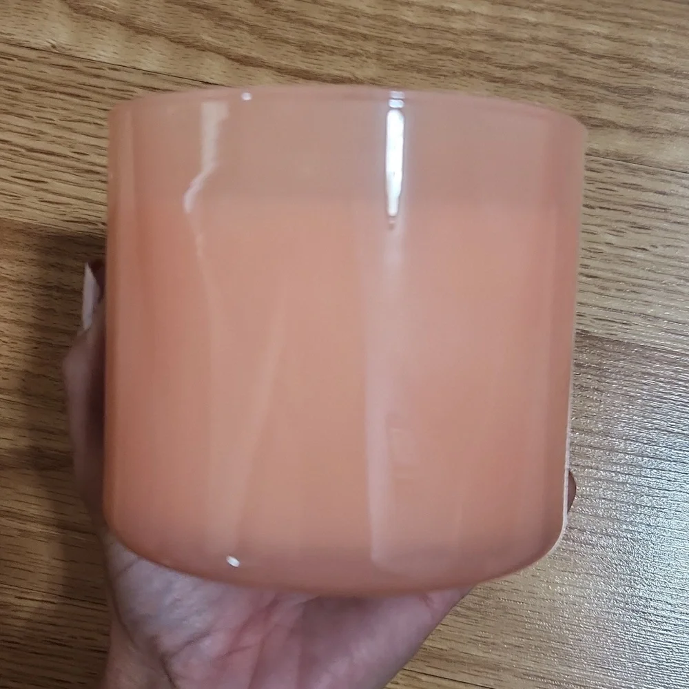 bath and body works coconut pina colada 3 wick candles - Picture 4 of 4